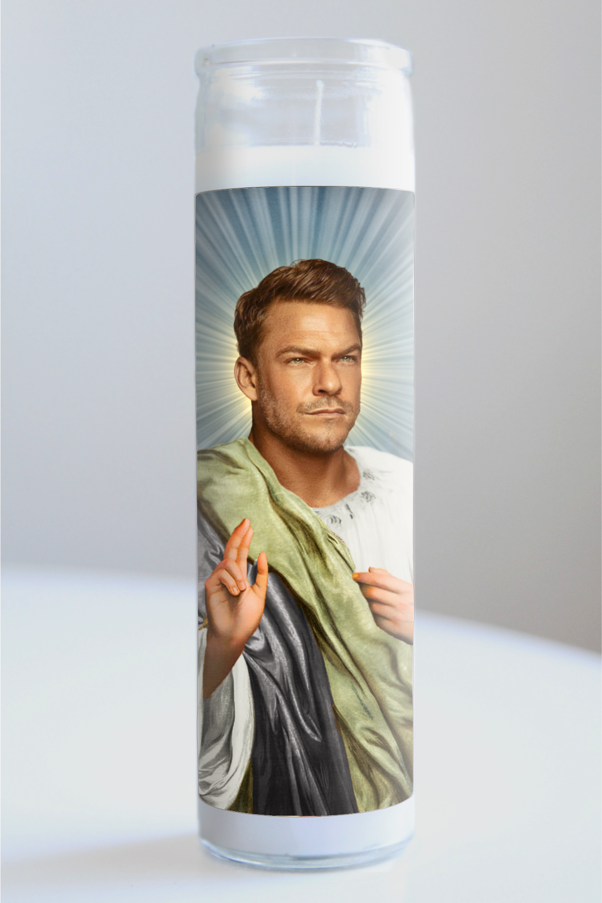 Alan Ritchson Robes (Reacher)